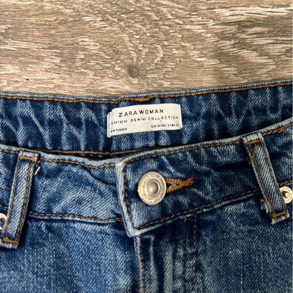 Women’s Zara Beaded Denim Skort - Picture 2 of 7